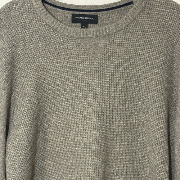 Banana Republic Men’s Gray Knit Sweater XL | Cotton Blend Crewneck Pullover - Picture 2 of 4